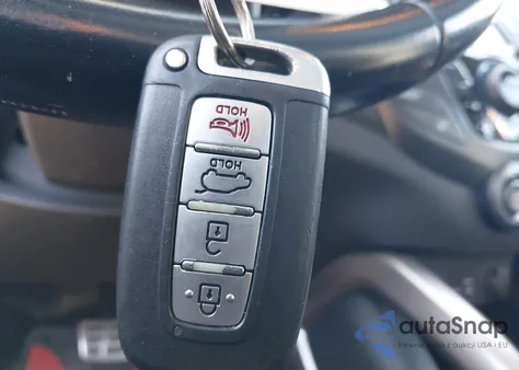 2016 Hyundai Veloster Turbo из США, поврежденный, VIN KMHTC6AE1GU293505